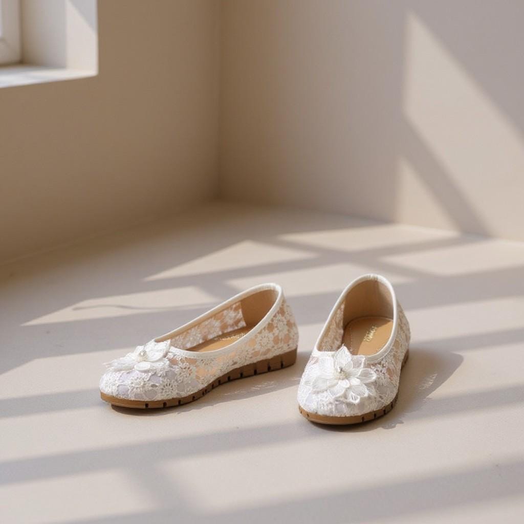 White Floral Lace Ballet Flats, Flower Applique Bridal Shoes, Comfortable Wedding Flats