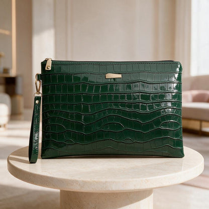 Green Crocodile Clutch Bag, Emerald Wristlet Purse, Embossed Evening Bag, Textured Green Handbag, Zip Top Party Purse